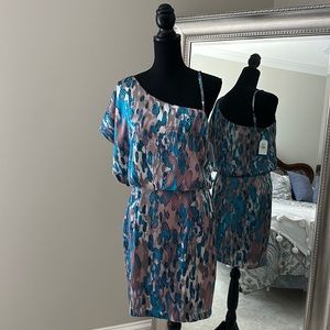 Gorgeous NWTs Jessica Simpson of shoulder dress